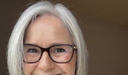 Avenue Celebrant Service - Louise Day (She/Her)