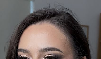 Artmood Makeup Studio