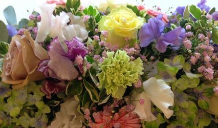 Amber Rose Flowers