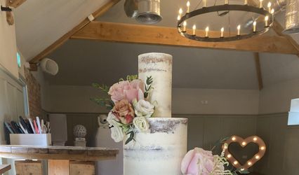 Sophie Bakes Cakes Essex 