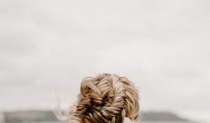 Ocean Waves Hairstyling