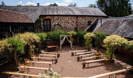 Valleyside Barn