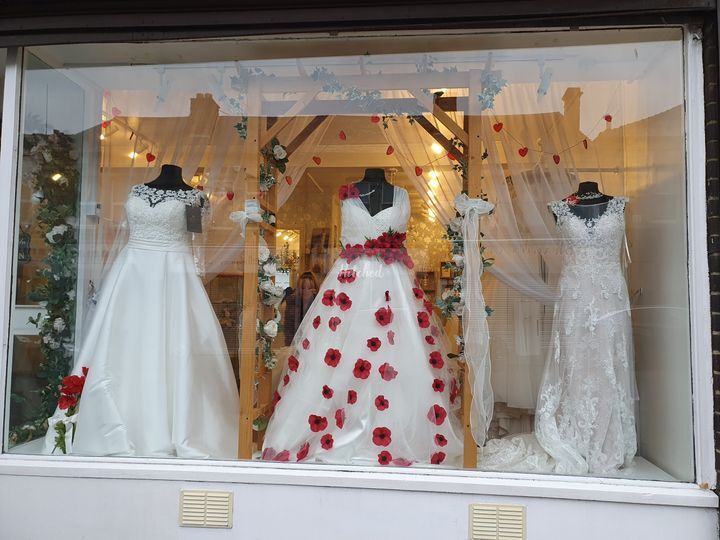 Ever After Bridal Wear and Prom (Batley)