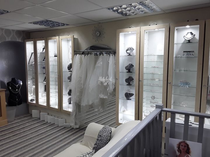 La Fleur Bridal