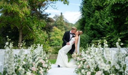 Louise Roots Wedding & Event Florist