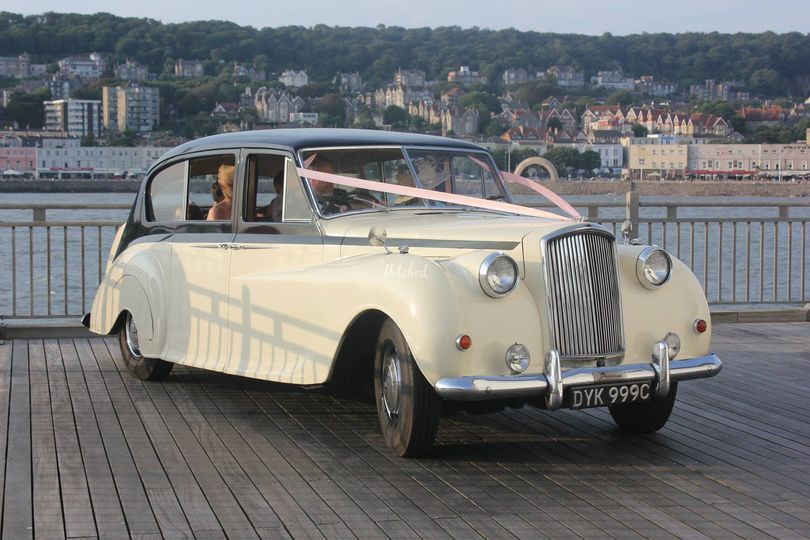 VP Princess Wedding Cars in Leicestershire - Cars and Travel | hitched
