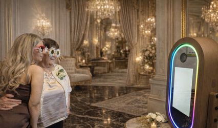 The luxe 360 photo booths