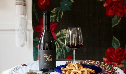 InKnotts Wine Ltd