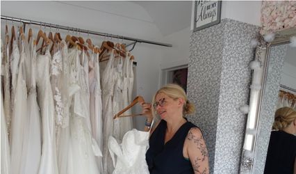 Sydney Grace Bridal