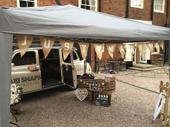 Taxisnaps - Vintage Taxi Photobooths