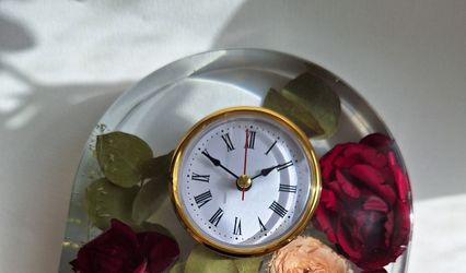 PouringSoulbyIG - Resin Floral preservation