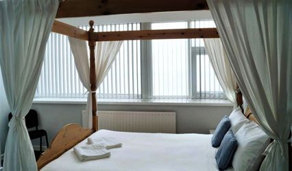 Bluewaters Hotel