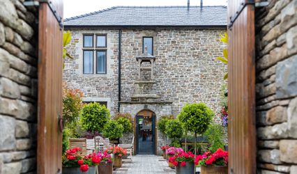 Lanelay Hall Hotel & Spa