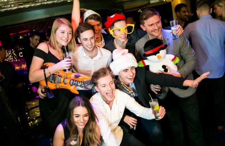 Paparazzi VIP Photo Booth and GIF Booths