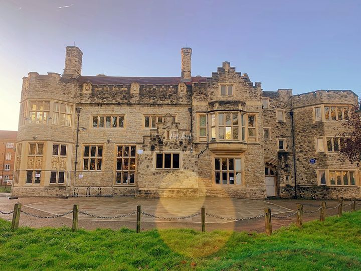 Kingswood House