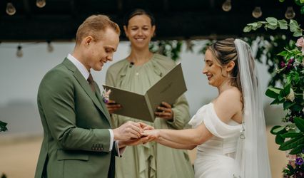 Willow & Wild Weddings