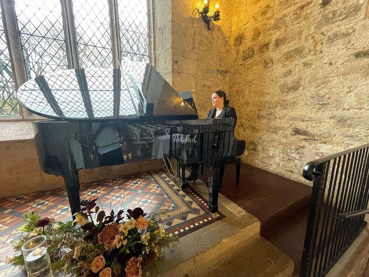Fiona King Wedding Pianist