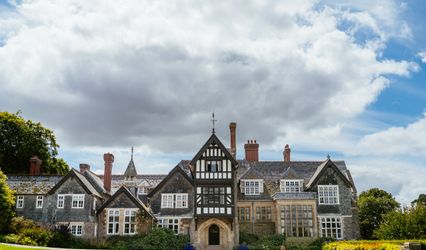 Plas Dinam Country House