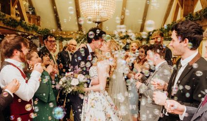 The Ceremony Celebrant