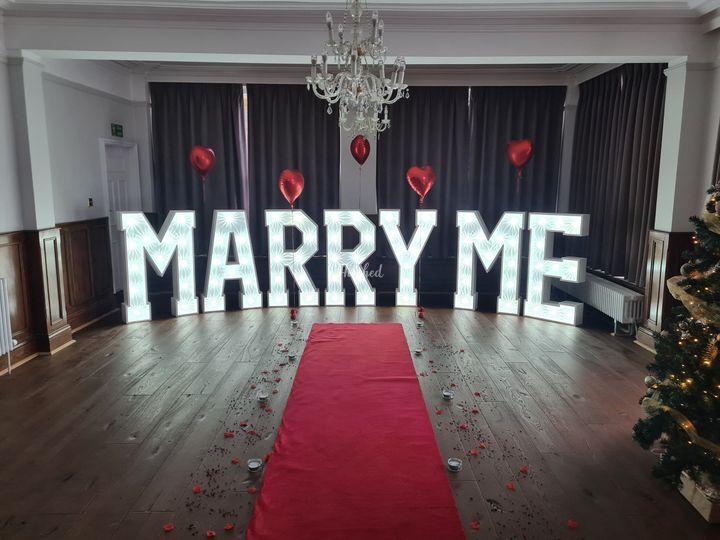Light Up Letters For Hire