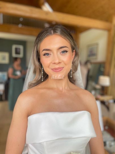 Hannah Wilkie Makeup Artist