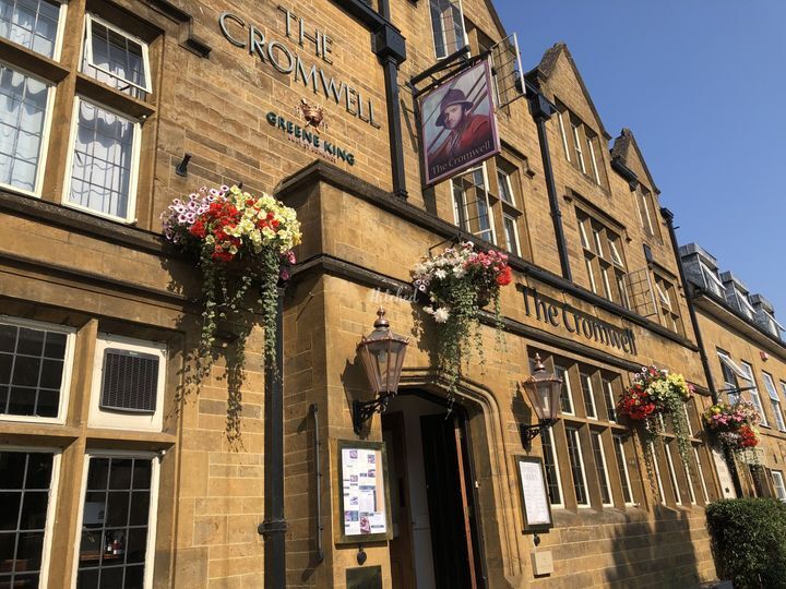 Cromwell Lodge Hotel