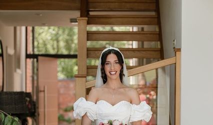 Chelsey D Bridal Hair Specialist