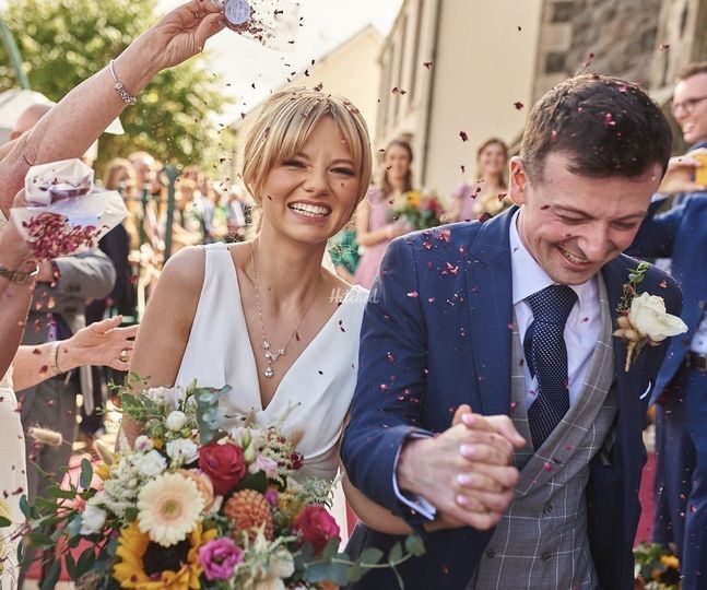 Glow On the Go - Tanning Services