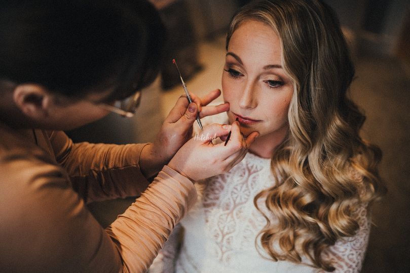 Nicola Louise Makeup Artistry