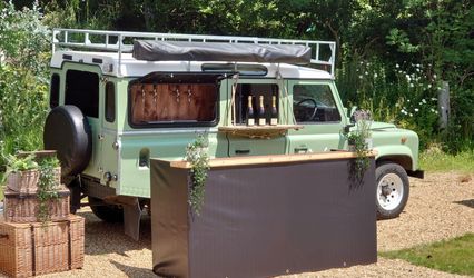 Dorset 110 Defender Mobile Bar