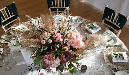 Hiden Floral Design
