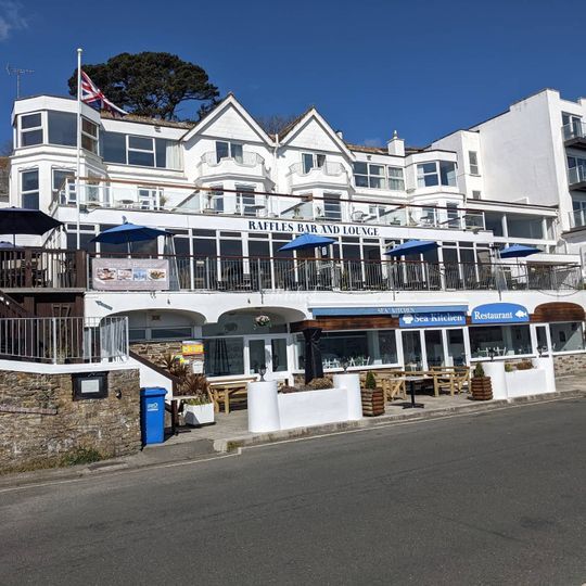 Hannafore Point Hotel