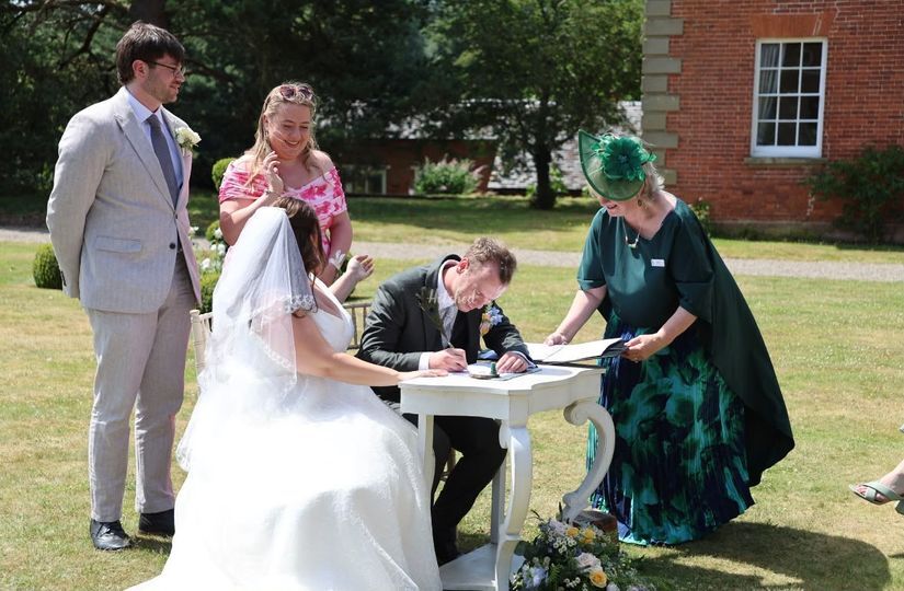 Kelly Duff Celebrant