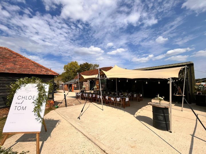 Dropkick Barn Weddings