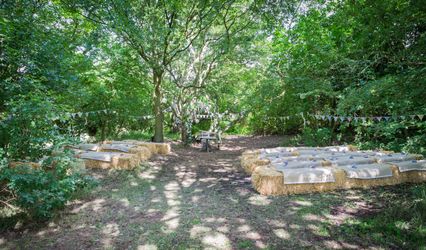 Foxglove Fields- Country Weddings & Events