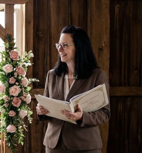 Lesley Ann - Celebrant