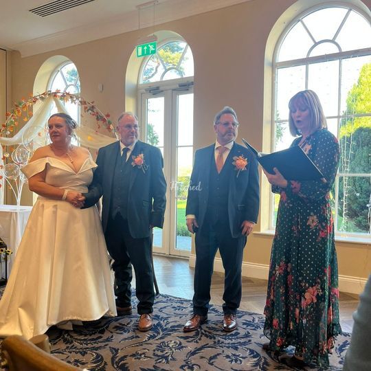 Fiona Wright Celebrant