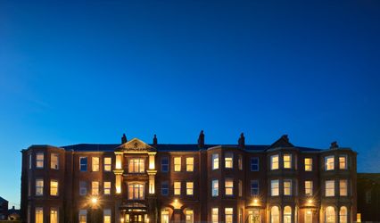 Clifton Arms Hotel