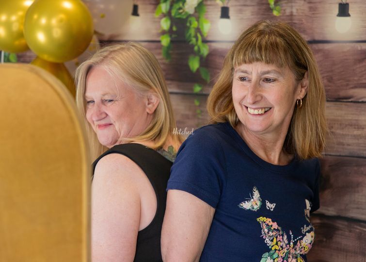 R & R Photo Booths