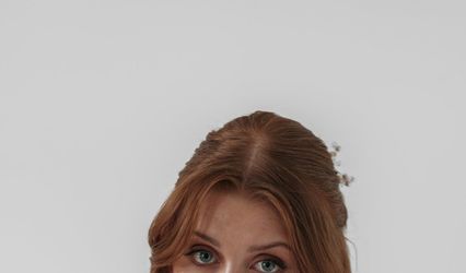 Saffron Jacobs Makeup
