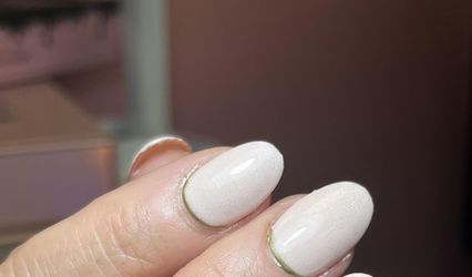 The Nail Hub