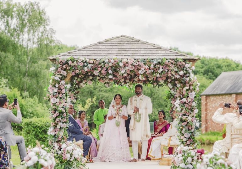 Niche Weddings and Events Ltd