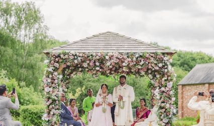 Niche Weddings and Events Ltd