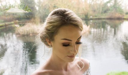 Sonia Abbas Professional Makeup Artist and Hair Stylist