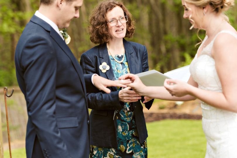 Lisa Pope Celebrant