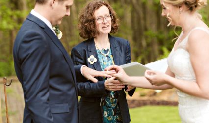 Lisa Pope Celebrant