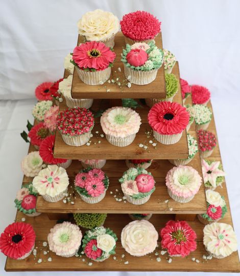 Donna's Floral Cakery