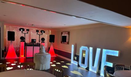 Ian Hutchison Wedding DJ