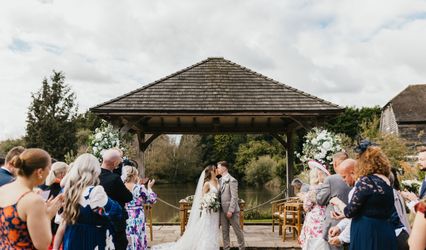 Lizzy Hutchison Photography