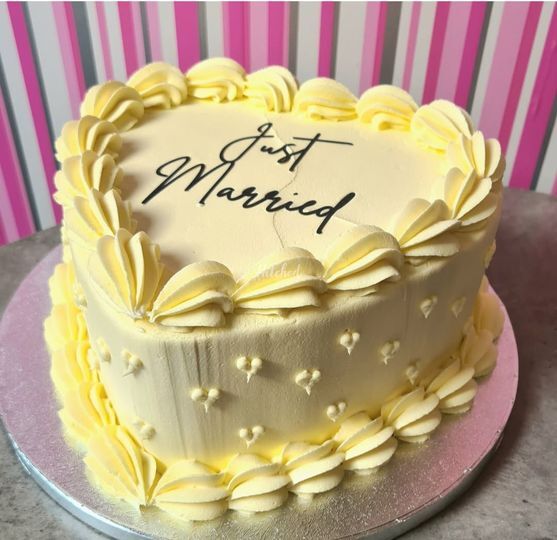 CeCe's Cakes and Bakes